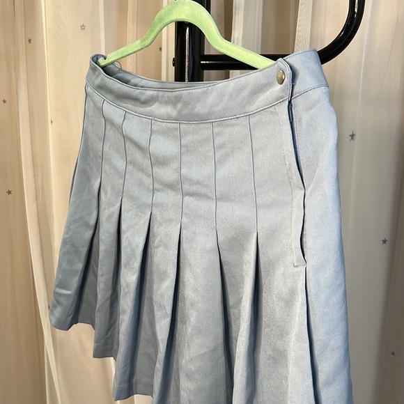 HM pleated skirt - Picture 3 of 5